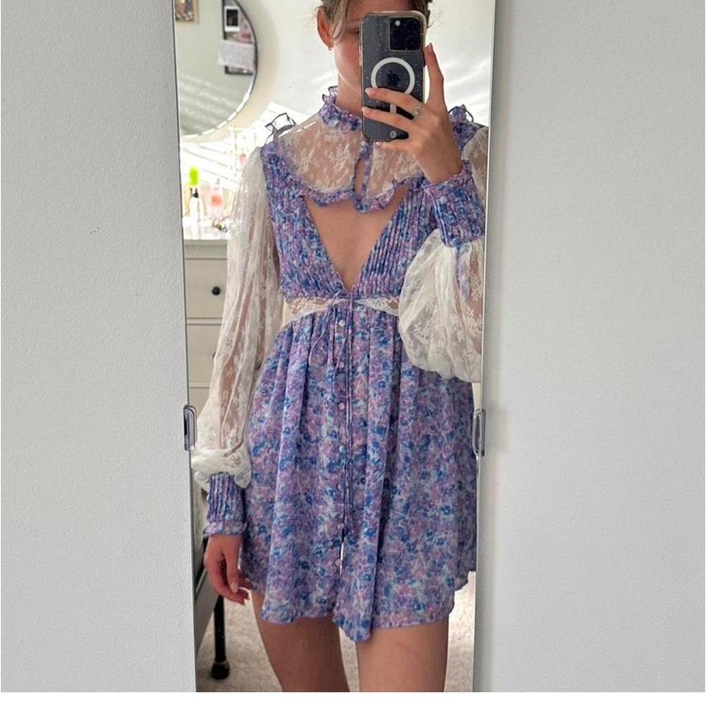 FOR LOVE & LEMONS 💕April Floral Long Sleeve mini dress